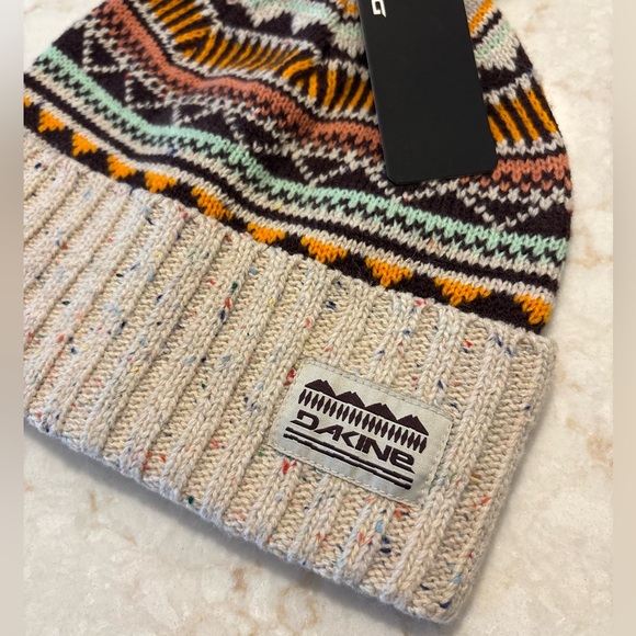 NTW Dakine Multi-colored Beanie - Picture 2 of 7